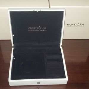 Pandora jewelery box
